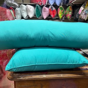 ১টি বালিশ ও ১টি কোলবালিশ